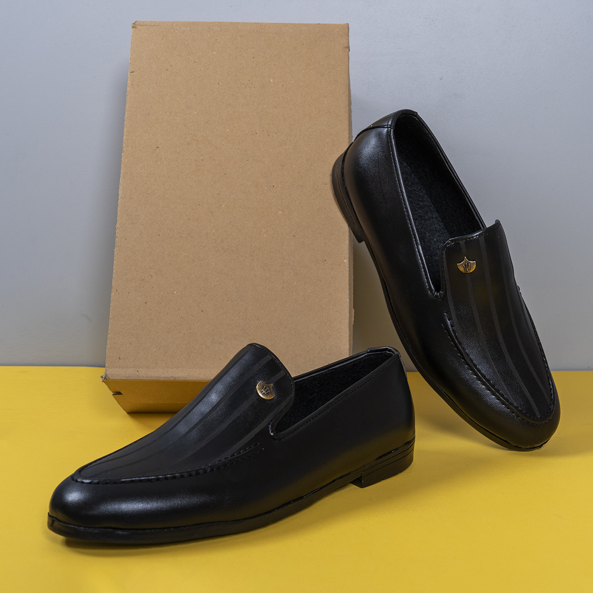 کفش کالج مردانه مشکی مدل Dever