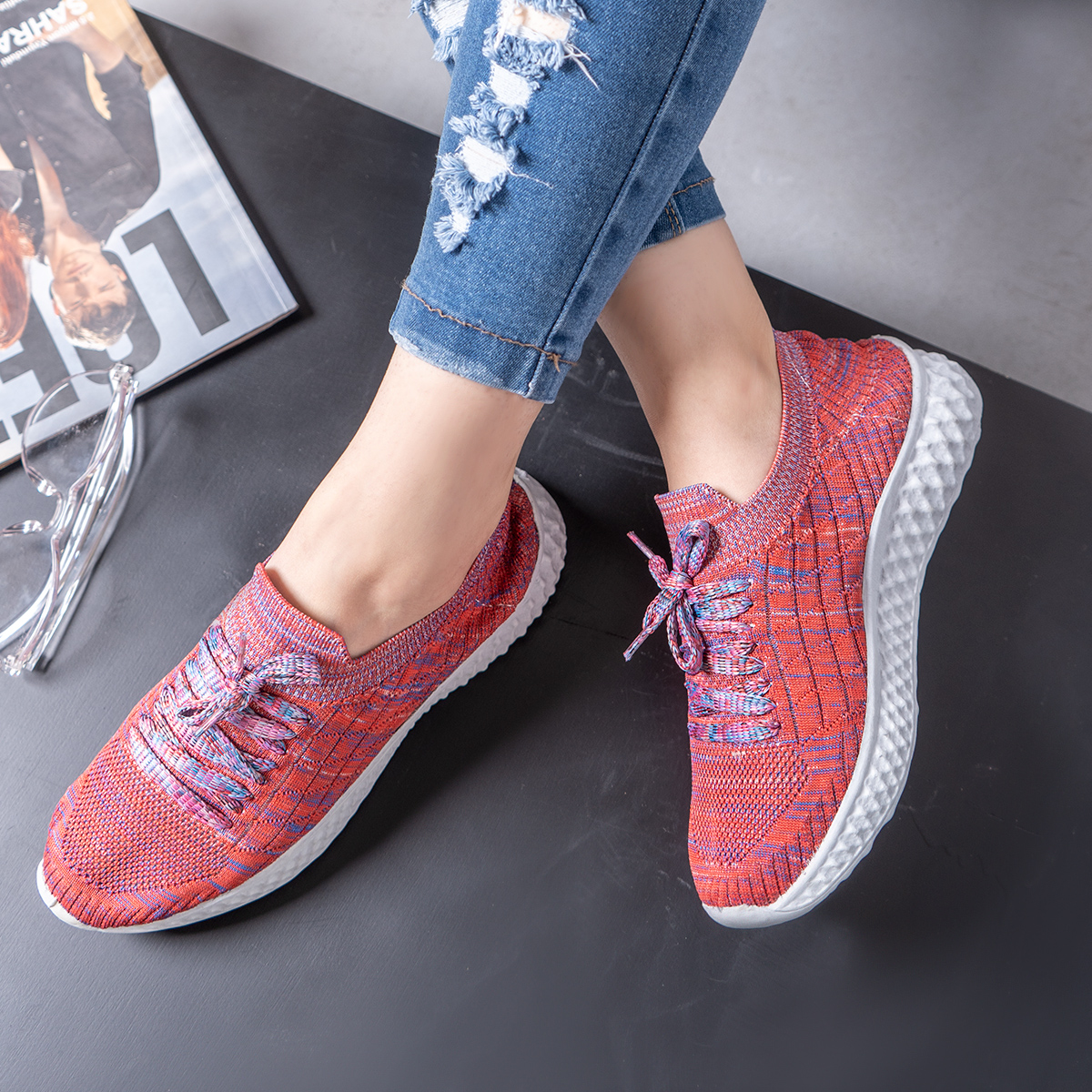 كفش ورزشي زنانه صورتي مدلBela