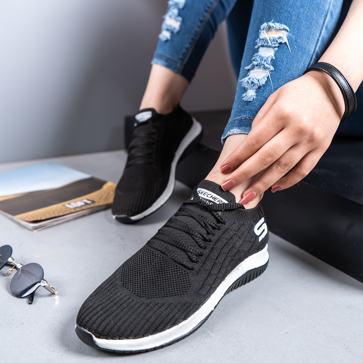 کفش ورزشی اسکیچرز زنانه مدل Evana