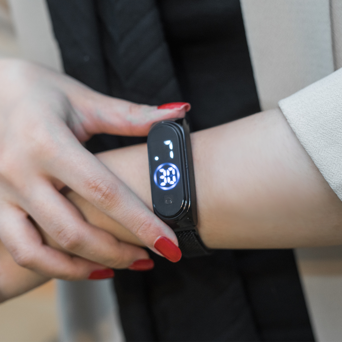 ساعت LED بند فلزی مدل Ruler