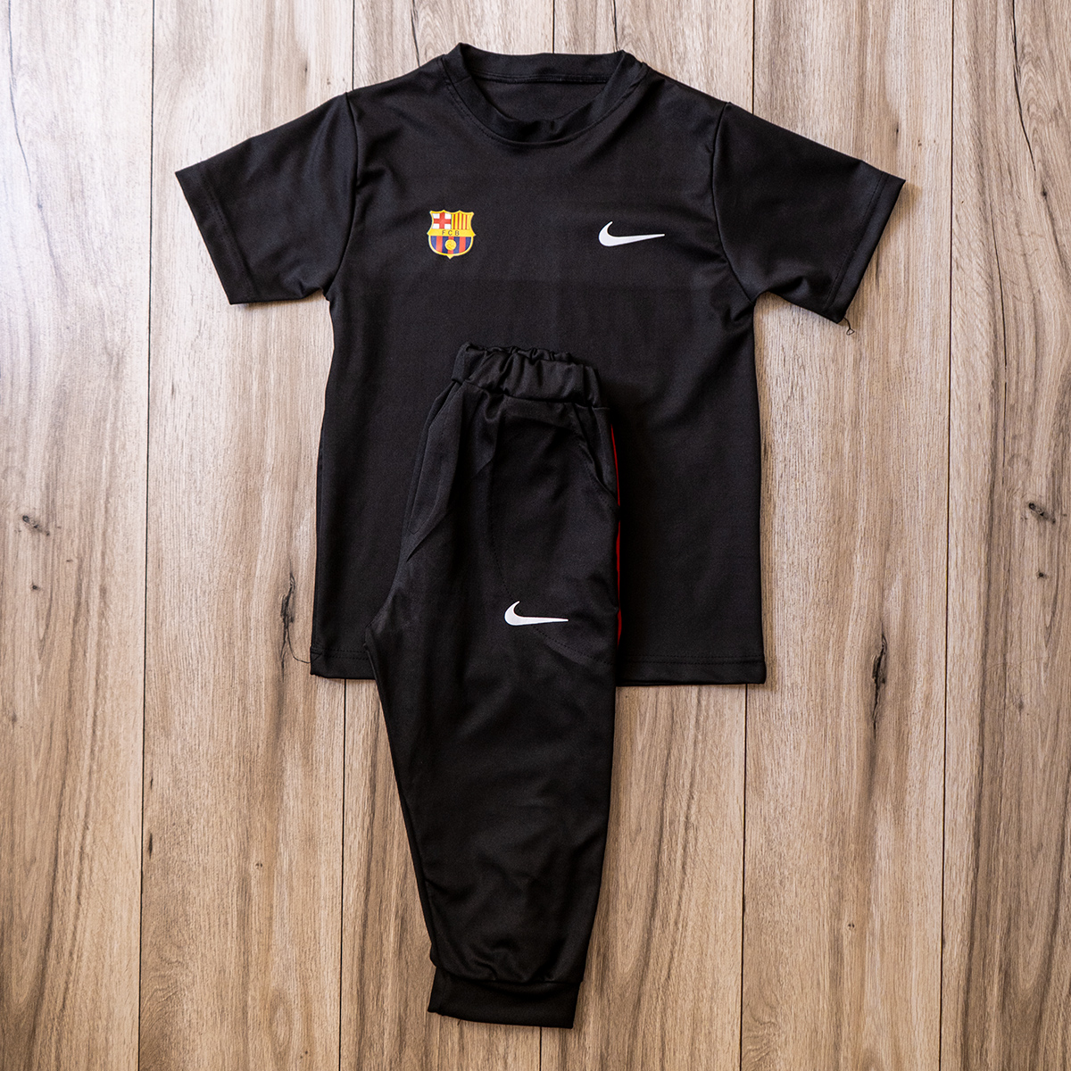 ست بچگانه تیشرت شلوارک بارسلونا مدل Z137