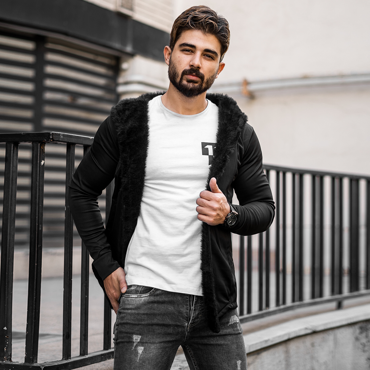 شنل مردانه خزدار مشکی مدل Farhad