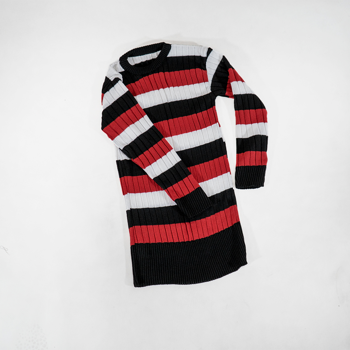 تونیک بافت زنانه راه راه قرمزمشکی مدل kareno