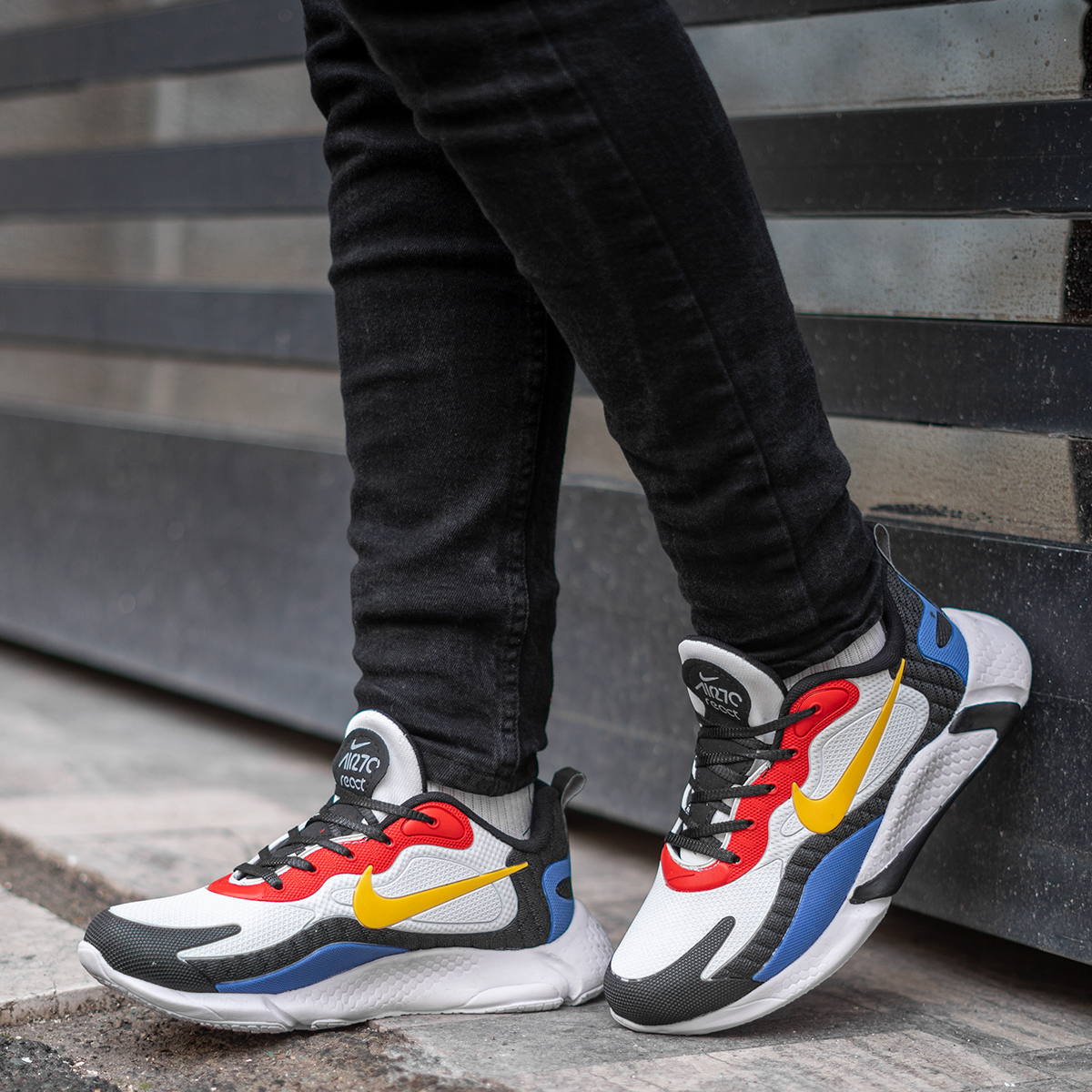 کفش ورزشی نایک پنج رنگ مردانه مدلB700