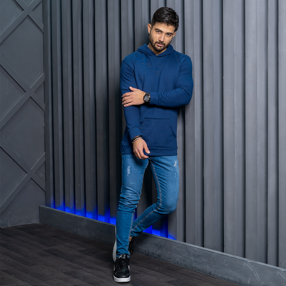 هودی مردانه سرمه ای مدل Ramtin