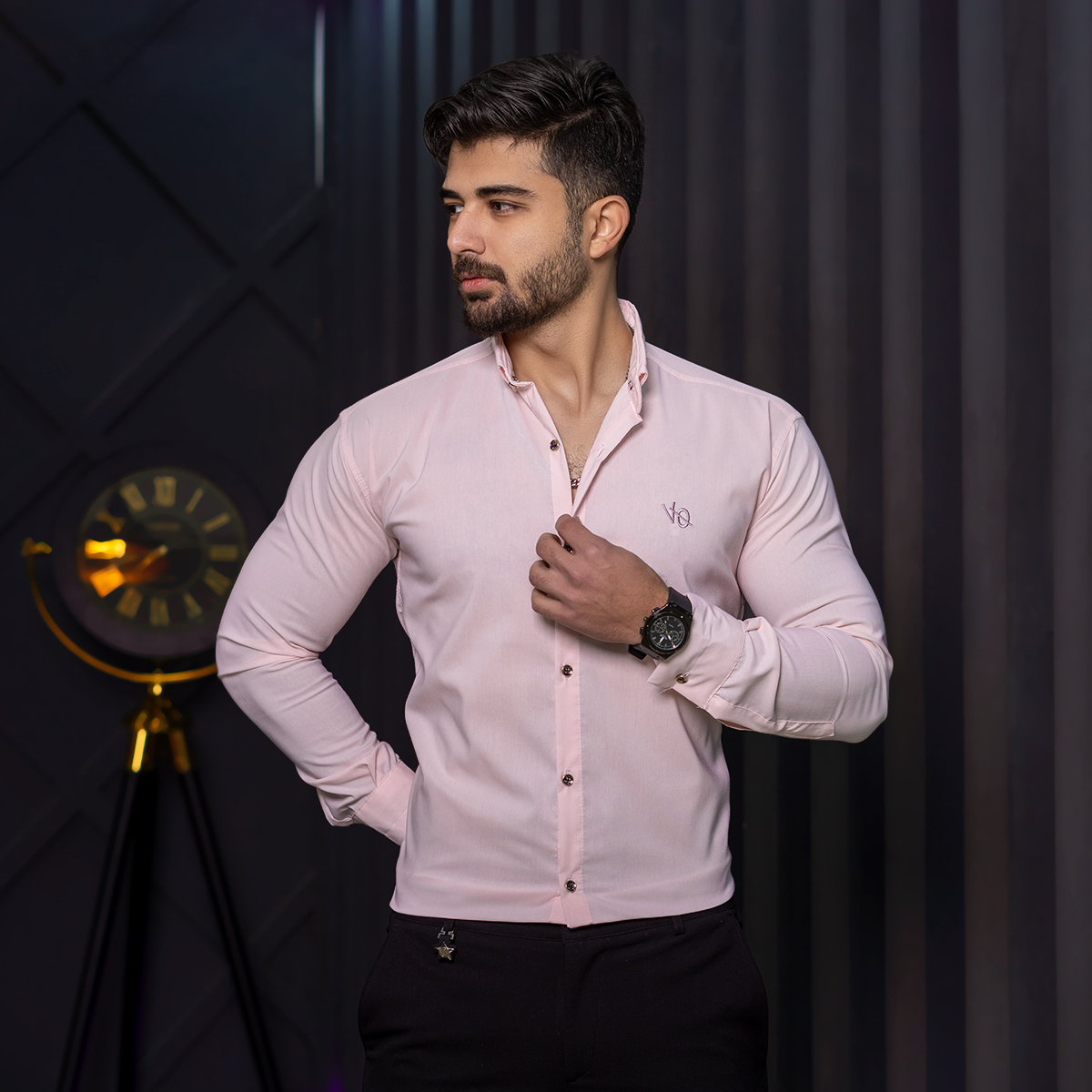 پیراهن مردانه صورتی مدل VQ