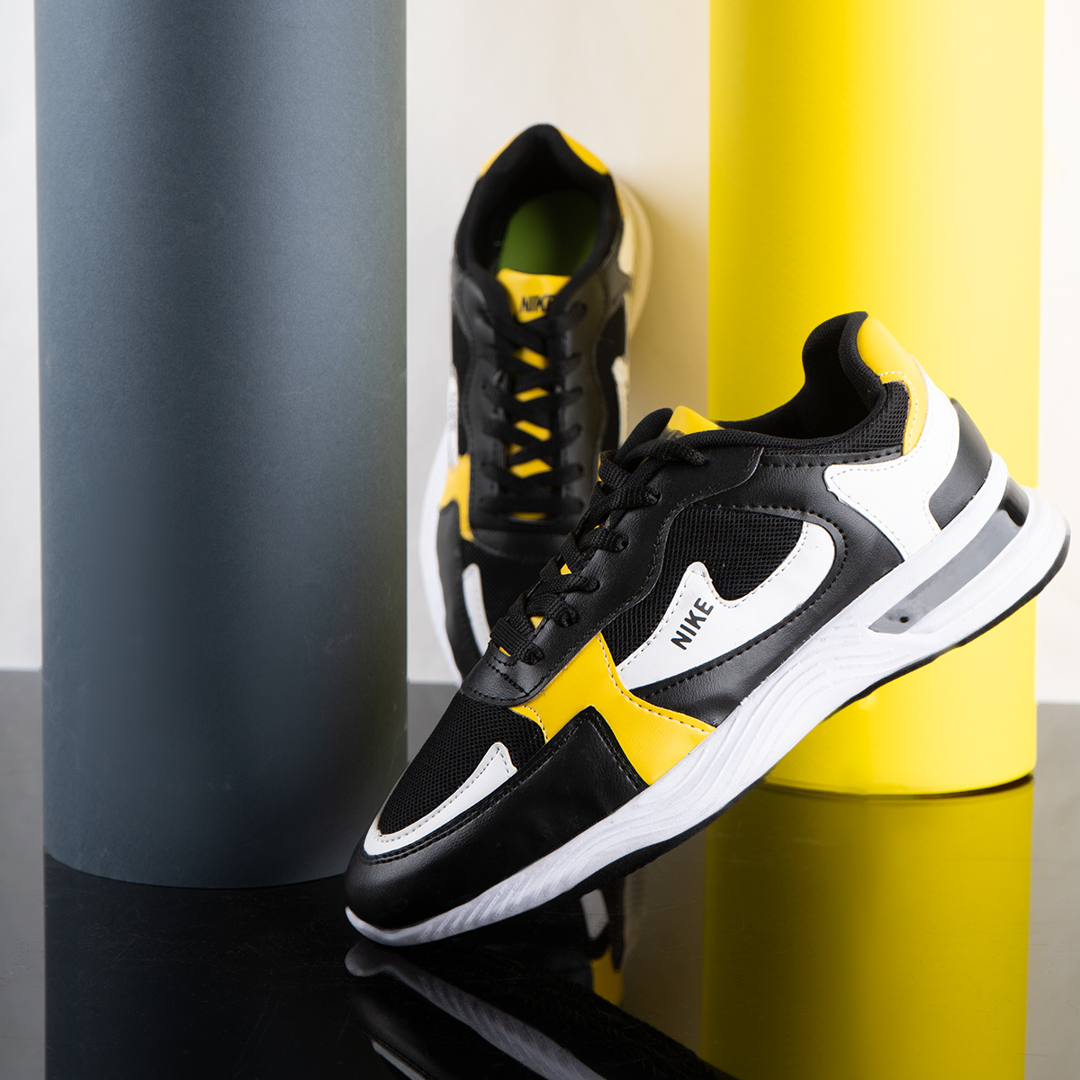 کفش ورزشی Nike مردانه مشکی زرد مدلJimi