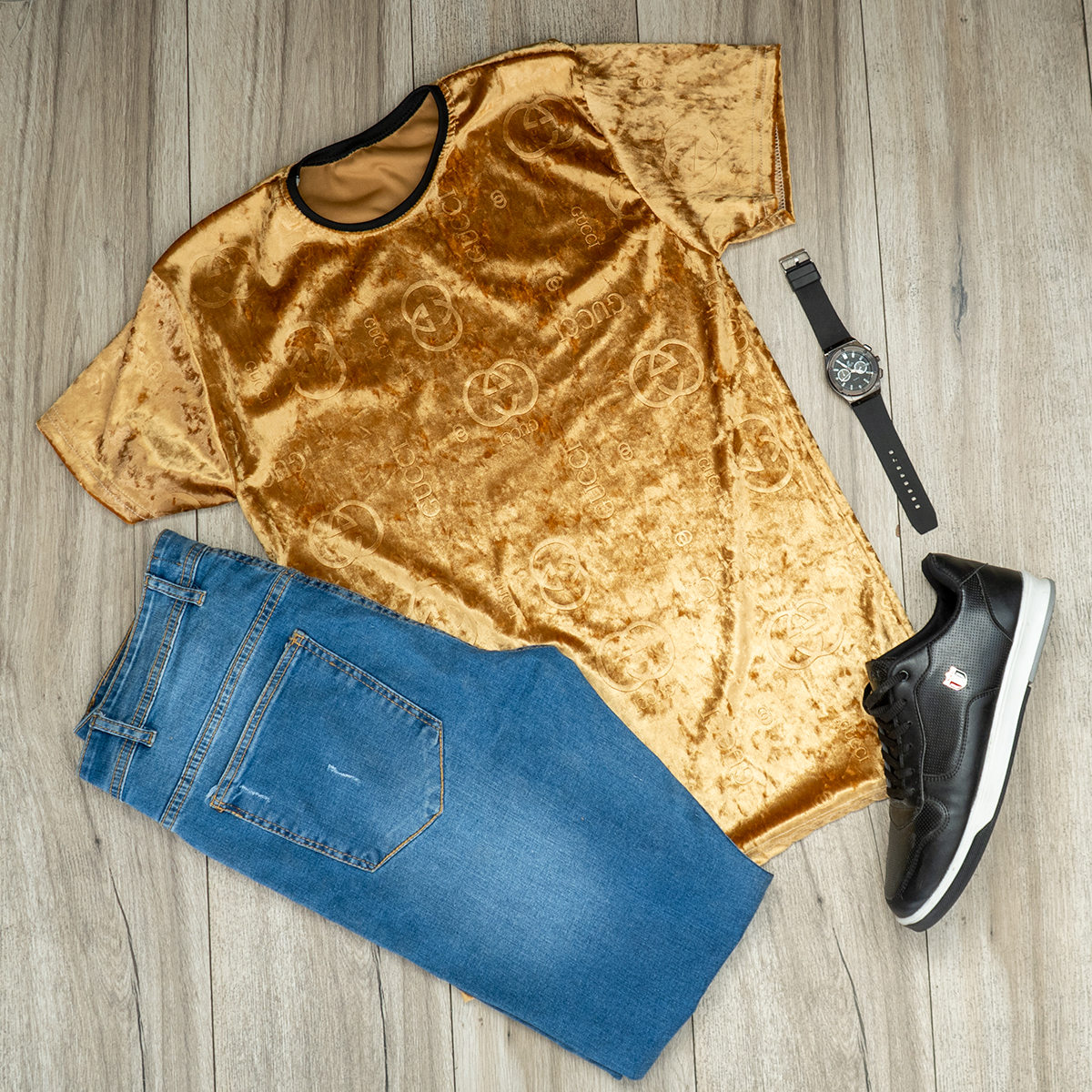 تیشرت مخمل طلایی مردانه مدل Gucci