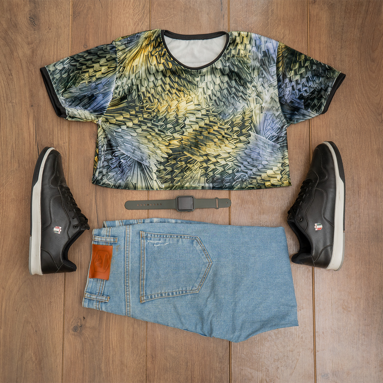 تیشرت مخمل طرحدار مردانه مدل Alia