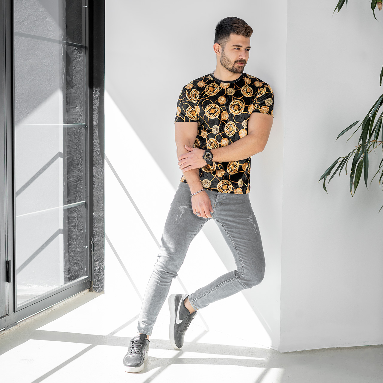 تیشرت مخمل مشکی طلایی مردانه مدل golden