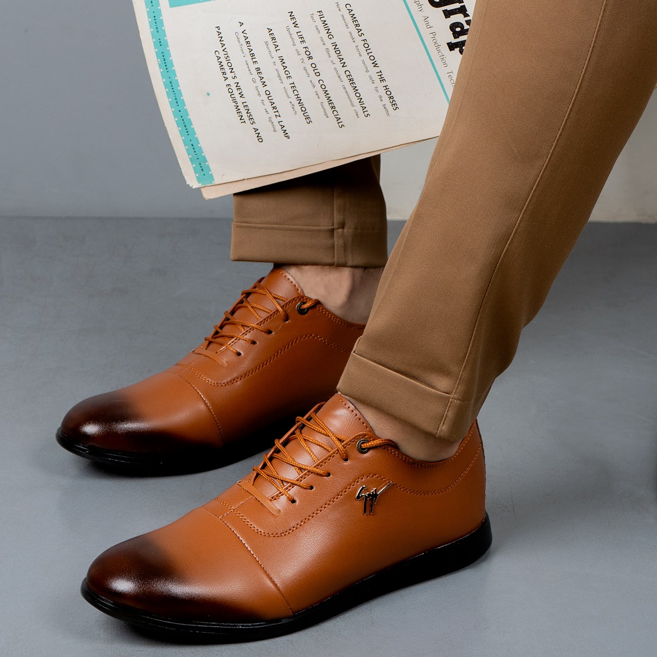 کفش تخت مردانه عسلی مدل Adrin