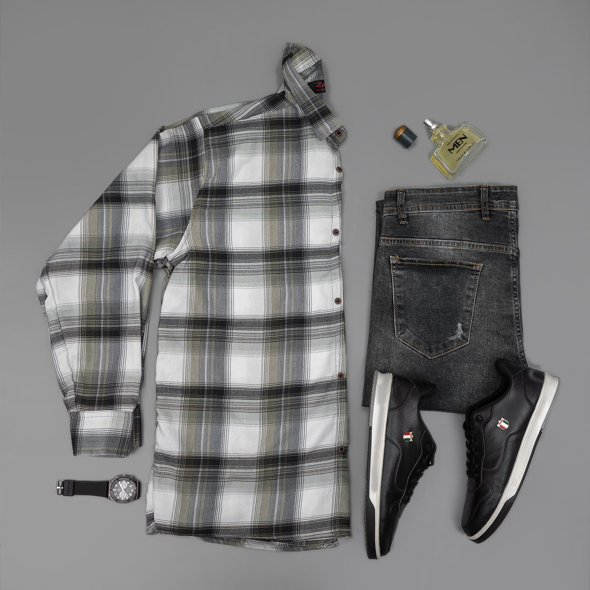 پیراهن مردانه چهارخونه سفید طوسی مدل alvand