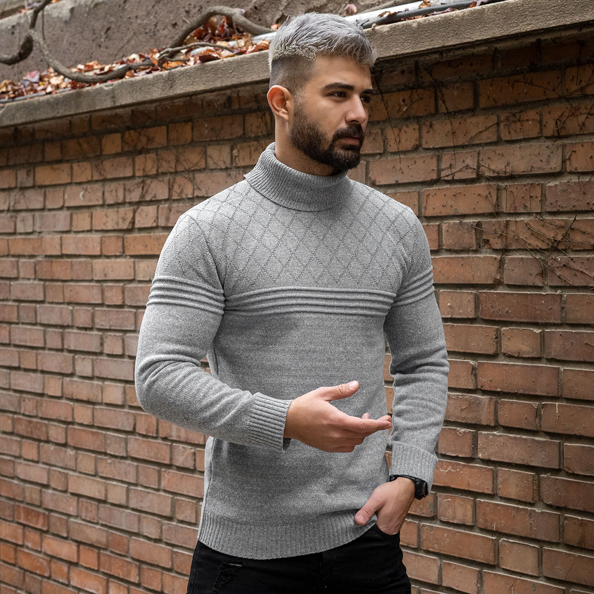 پلیور مردانه طوسی طرح لوزی یقه اسکی مدل Havash