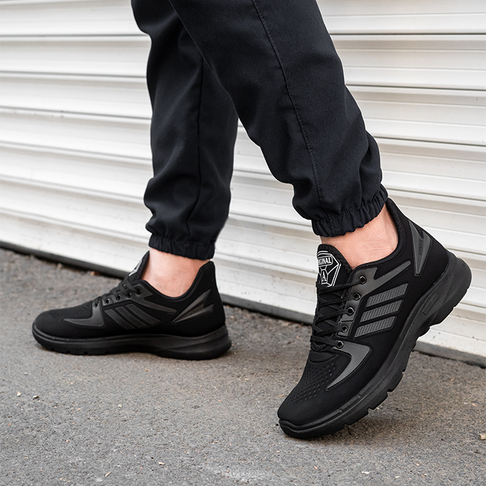 کفش ورزشی Adidas مردانه مشکی مدل ETKA