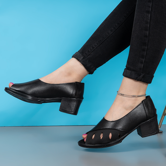 صندل زنانه مدل Aramis