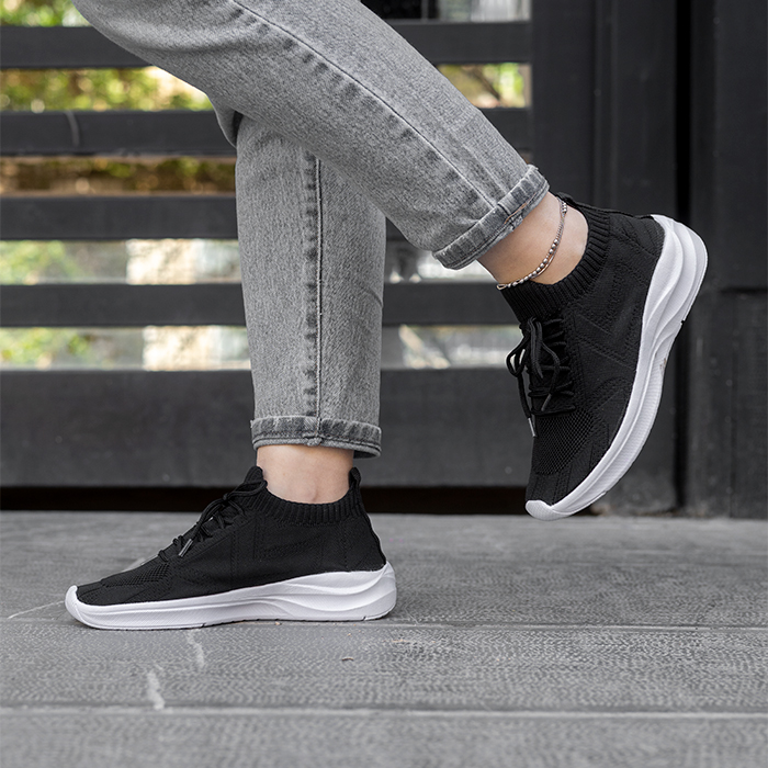 کفش ورزشی زنانه مشکی مدل Poopak