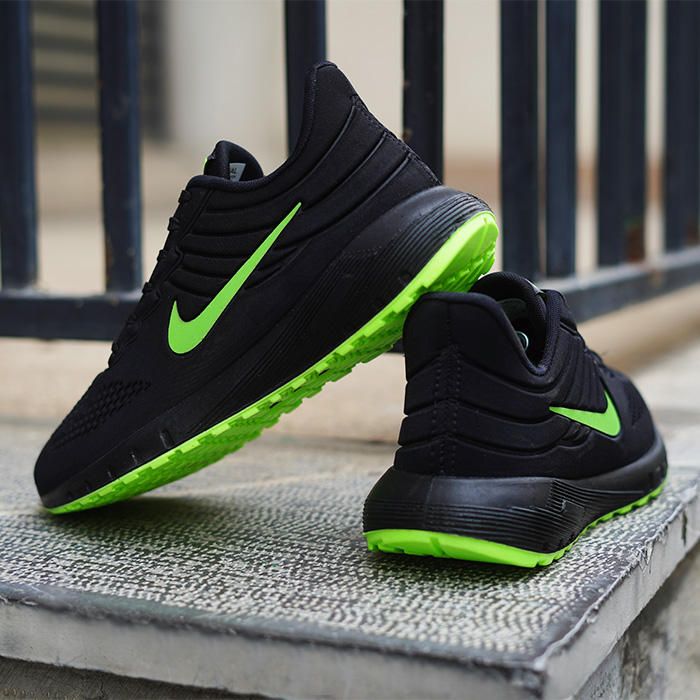 کفش ورزشی مشکی سبز نایک مردانه مدل moj