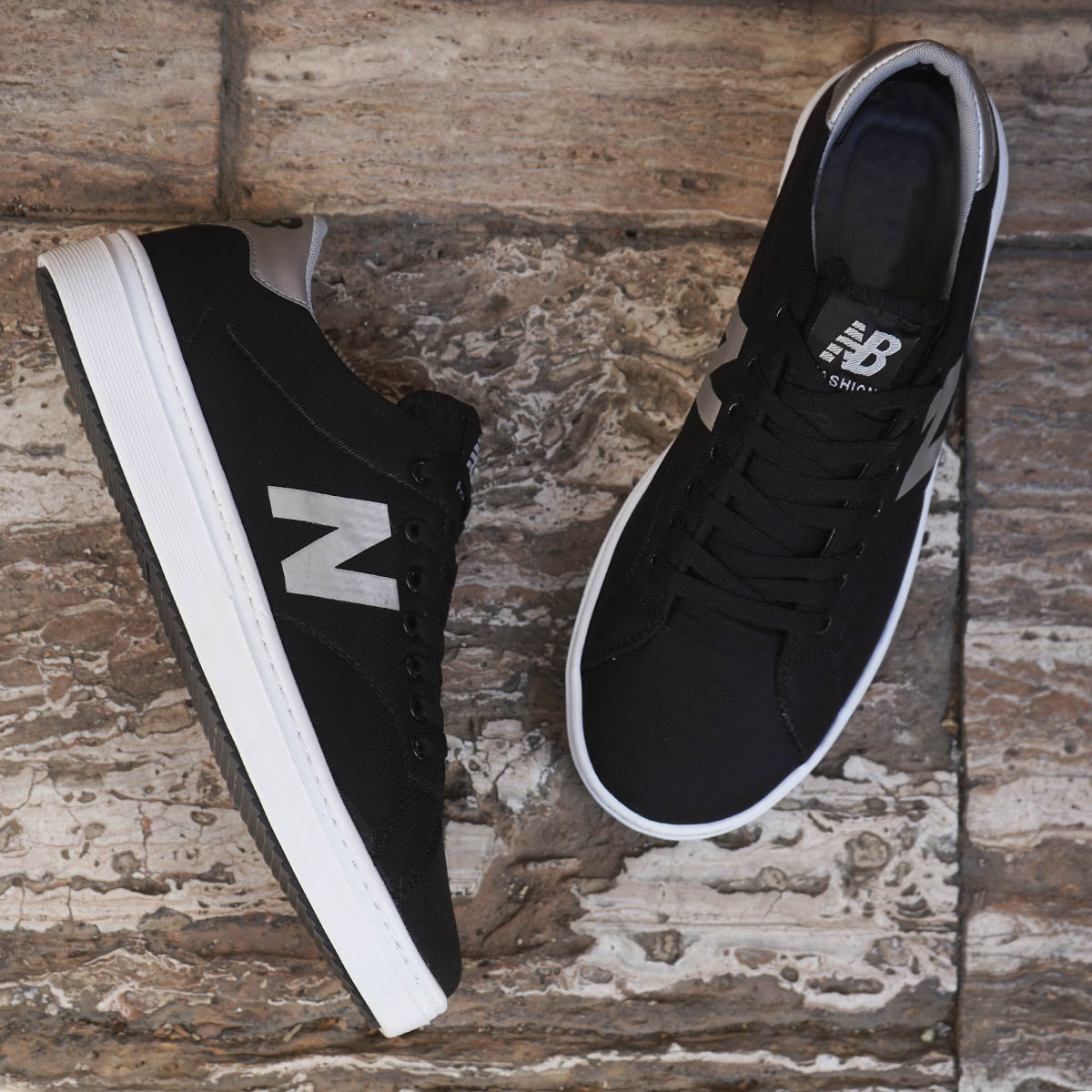 کفش نیوبالانس مردانه مشکی مدل Nami