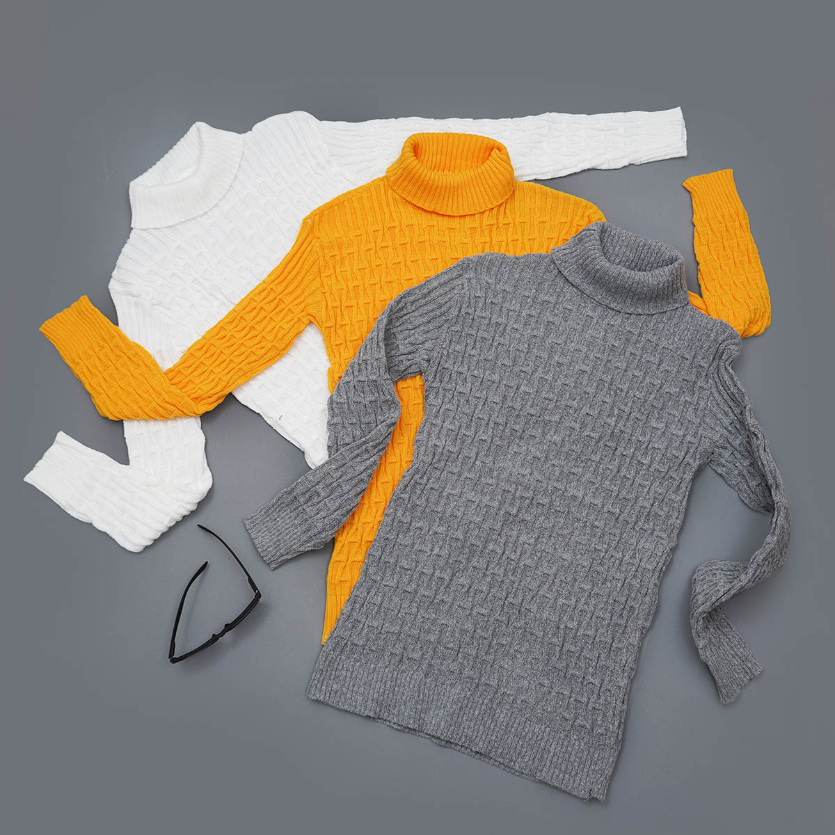 پلیوربافت مردانه زرد یقه اسکی مدل Arad