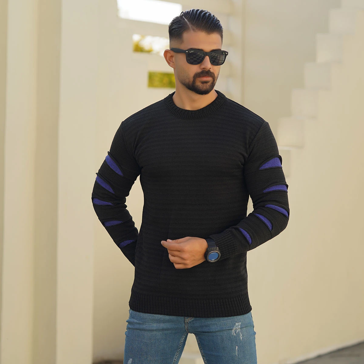 پلیور مردانه یقه گرد مشکی آبی مدل Q20