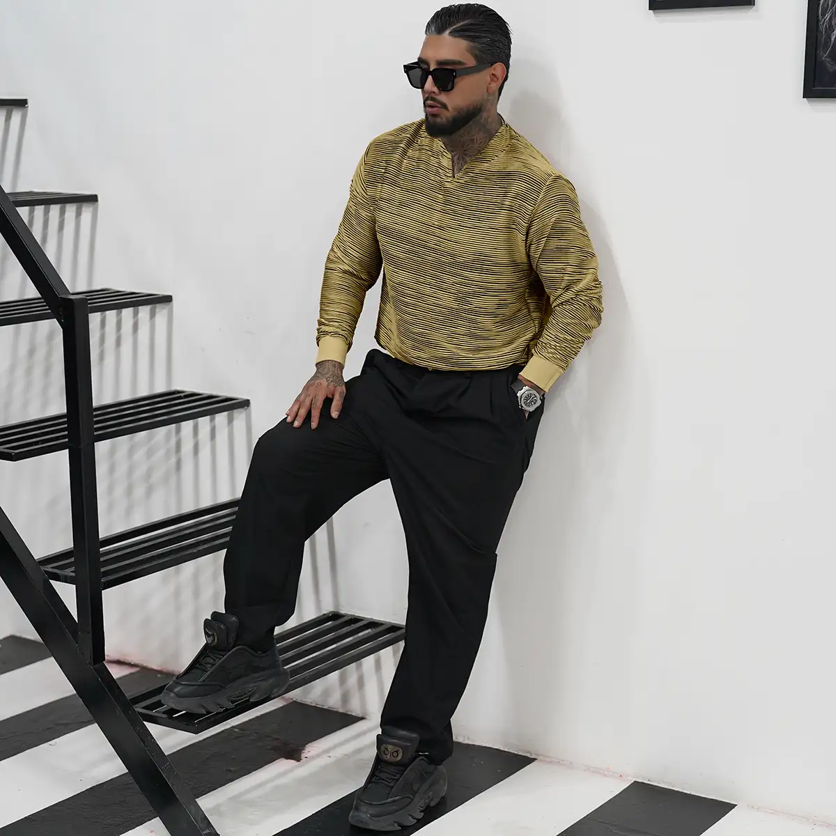 تیشرت آستین بلند یقه کوبایی سبز روشن مدل Nivad