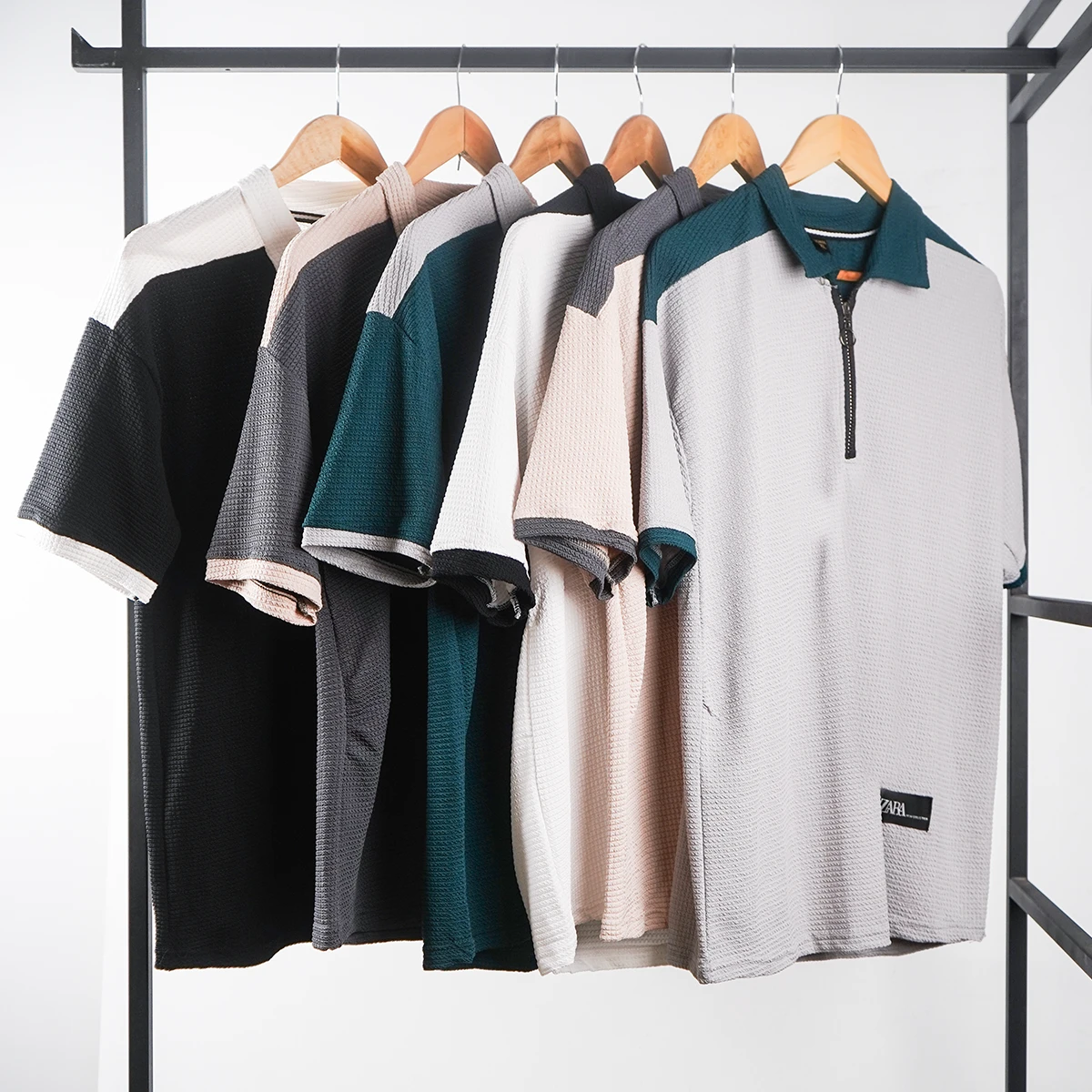 تیشرت مردانه یقه زیپ دار سفید مدل Radon