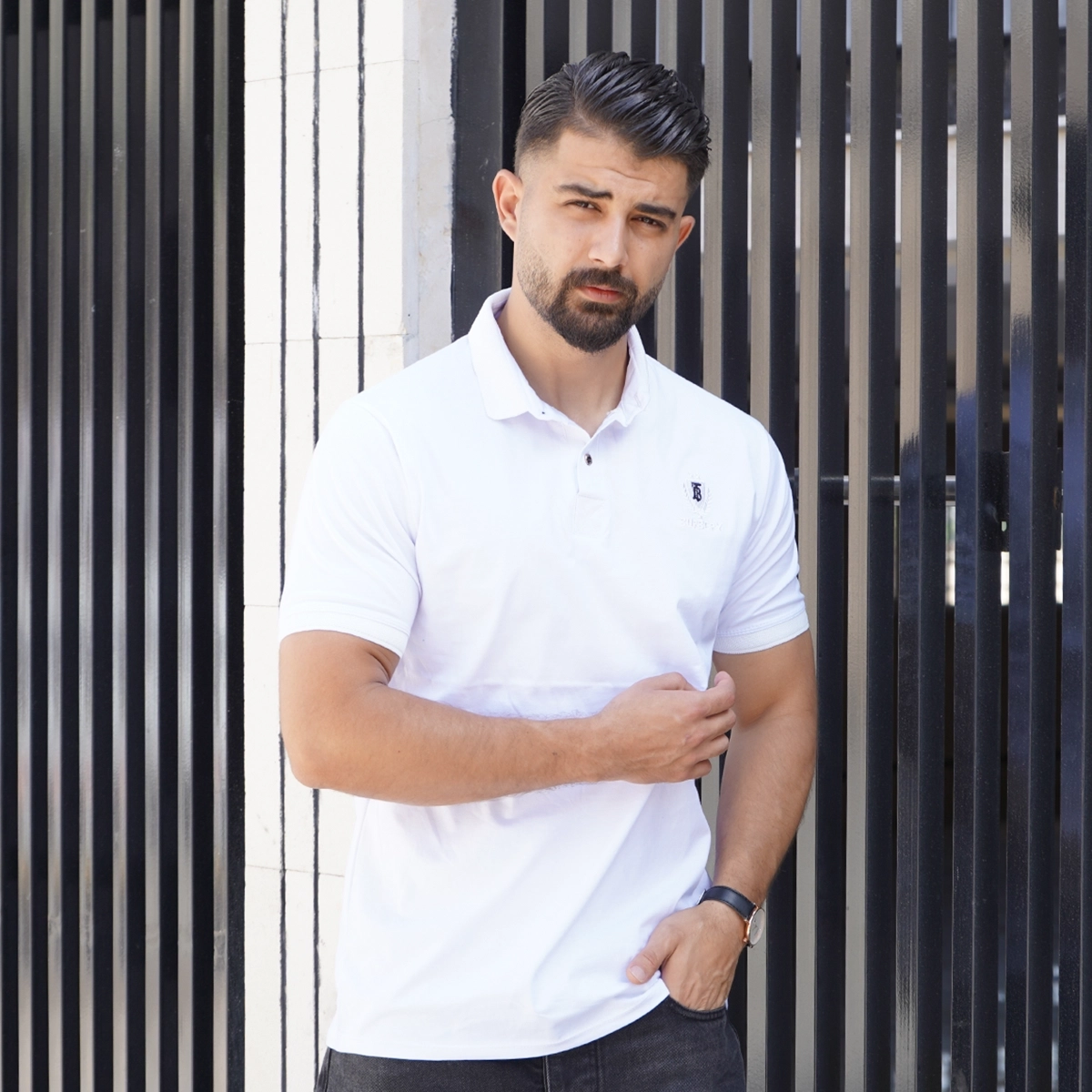 تیشرت یقه دار سفید مردانه مدل Taha