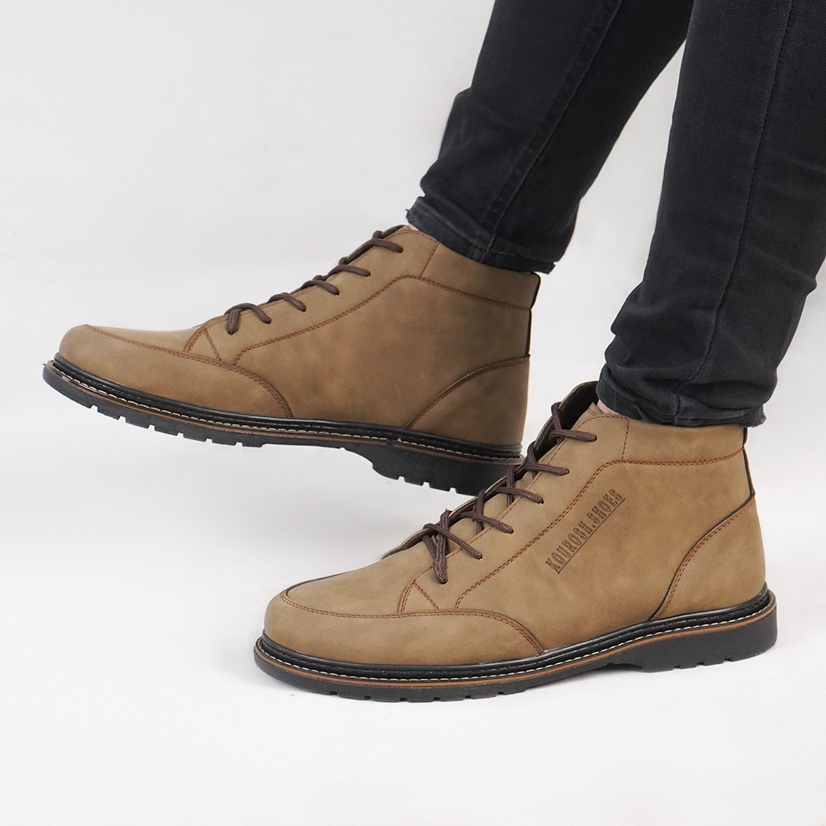 نیم بوت مردانه خاکی مدل Korush