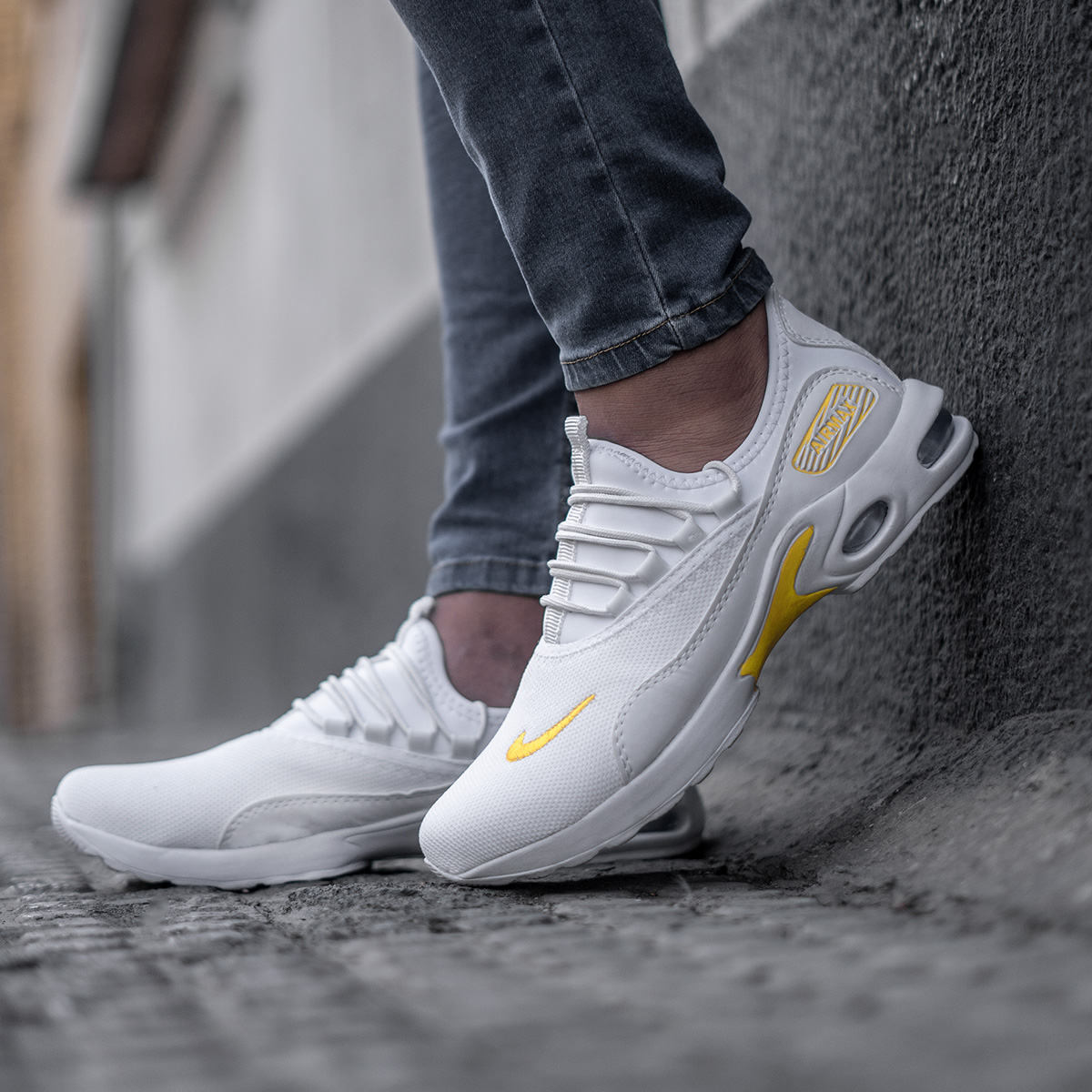 کفش ورزشی Nikeمردانه سفید مدل Mahed