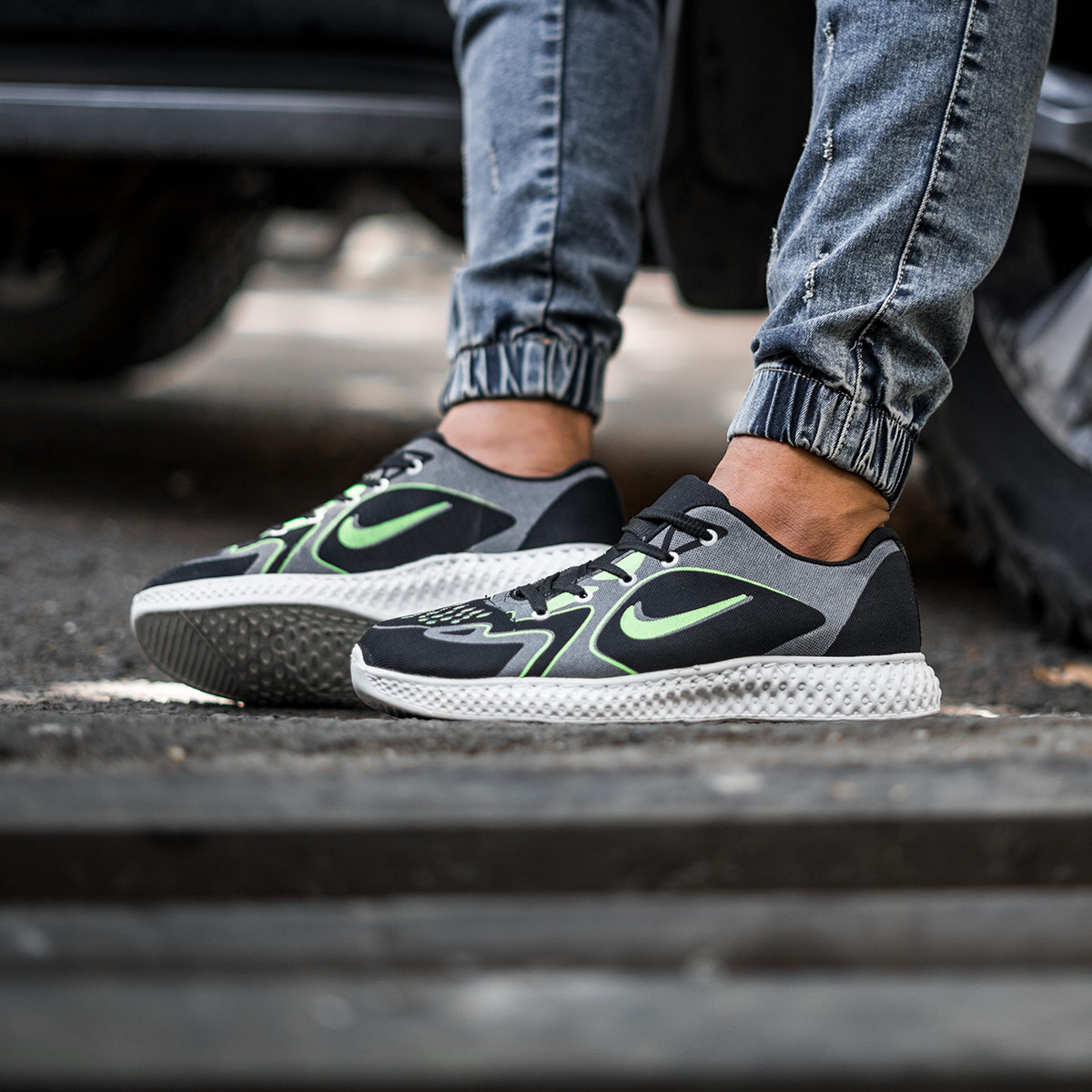 کفش ورزشی مشکی سبزمردانه مدل Miden(T)