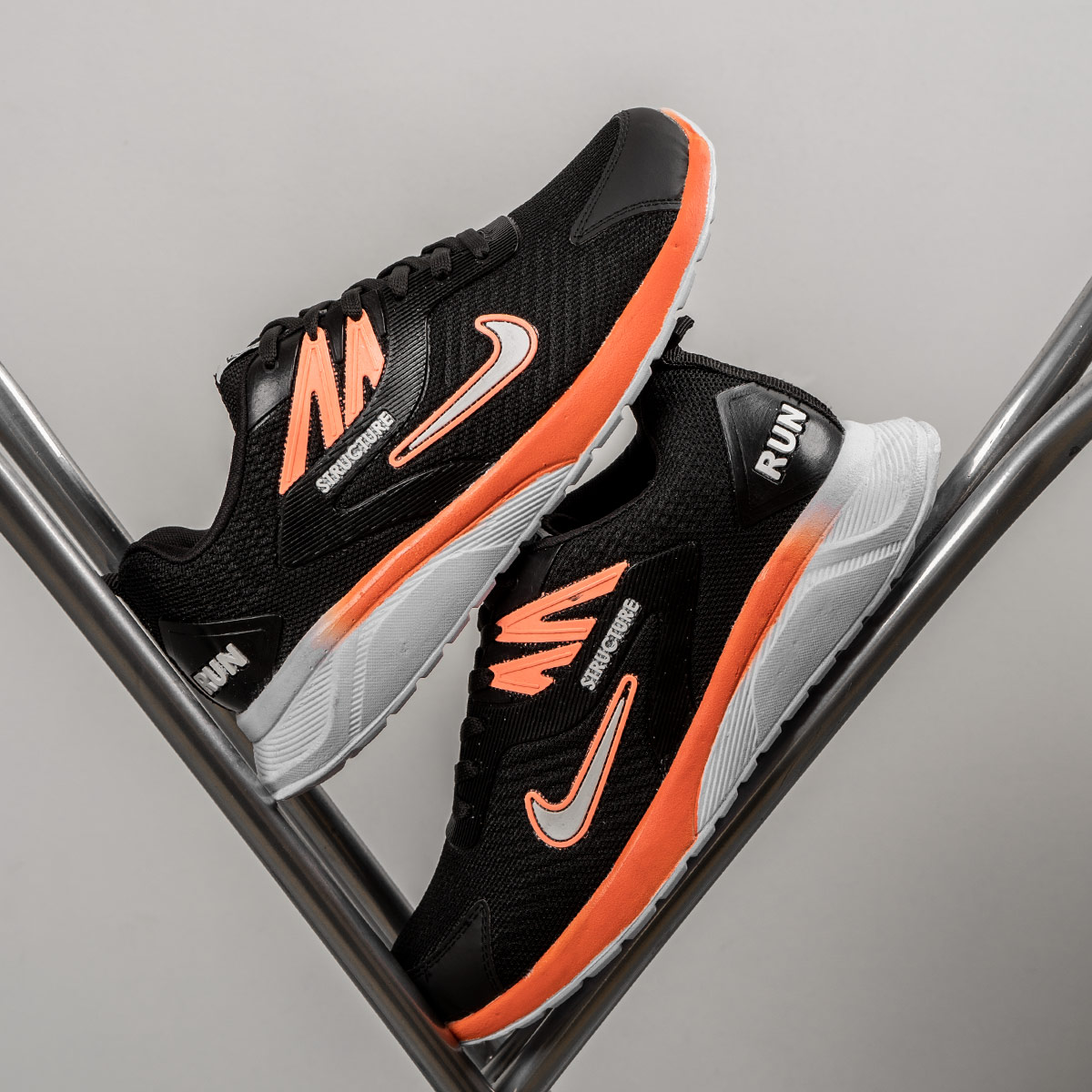 کفش ورزشی Nike Structure مردانه مشکی نارنجی مدلZomit