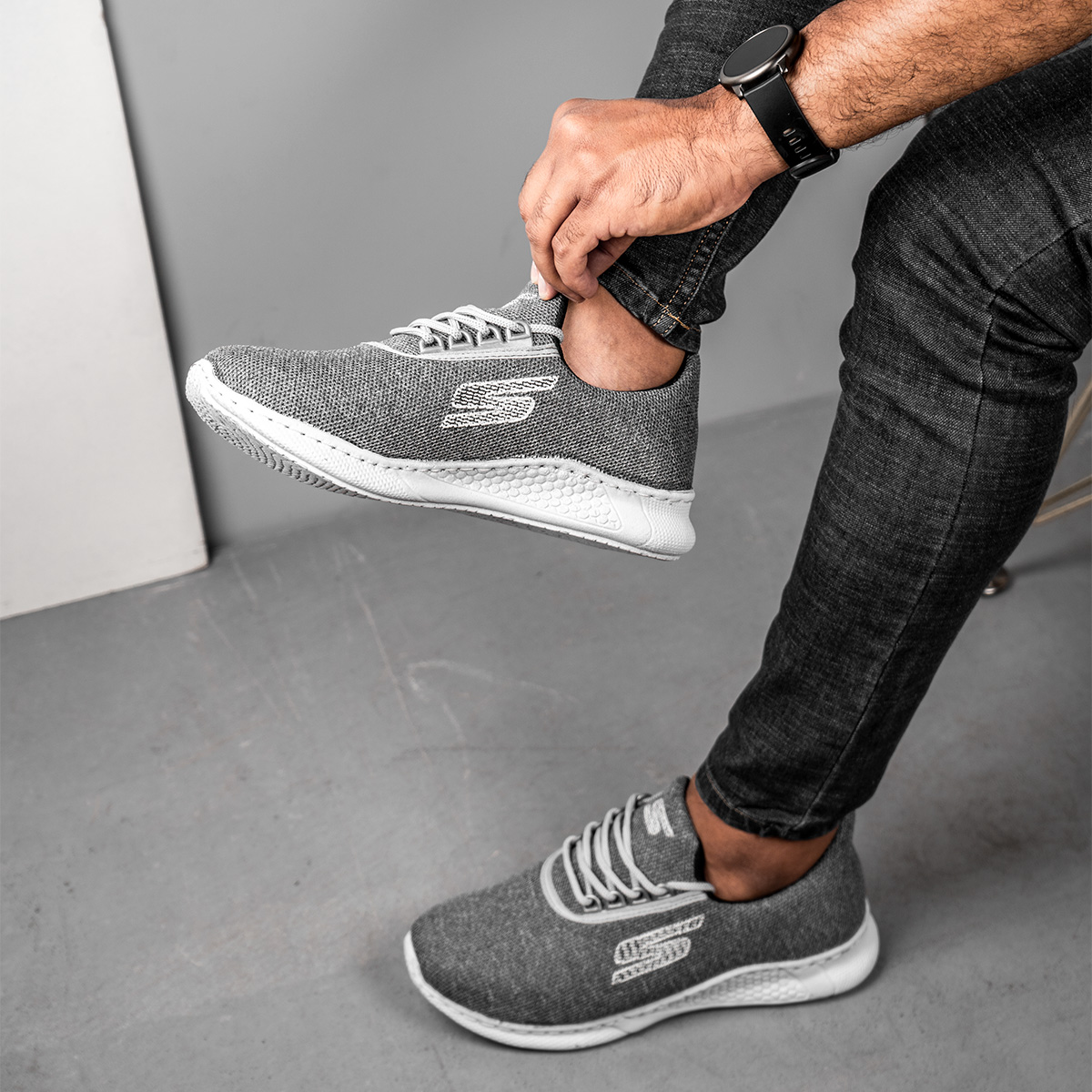 کفش ورزشیSkechers مردانه طوسی مدل Kito(T)